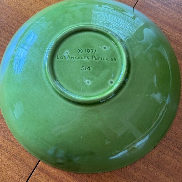 Vintage 1971 Los Angeles Potteries #514 Large 14.5” Pasta Bowl Raised Vegetables - Picture 7 of 14